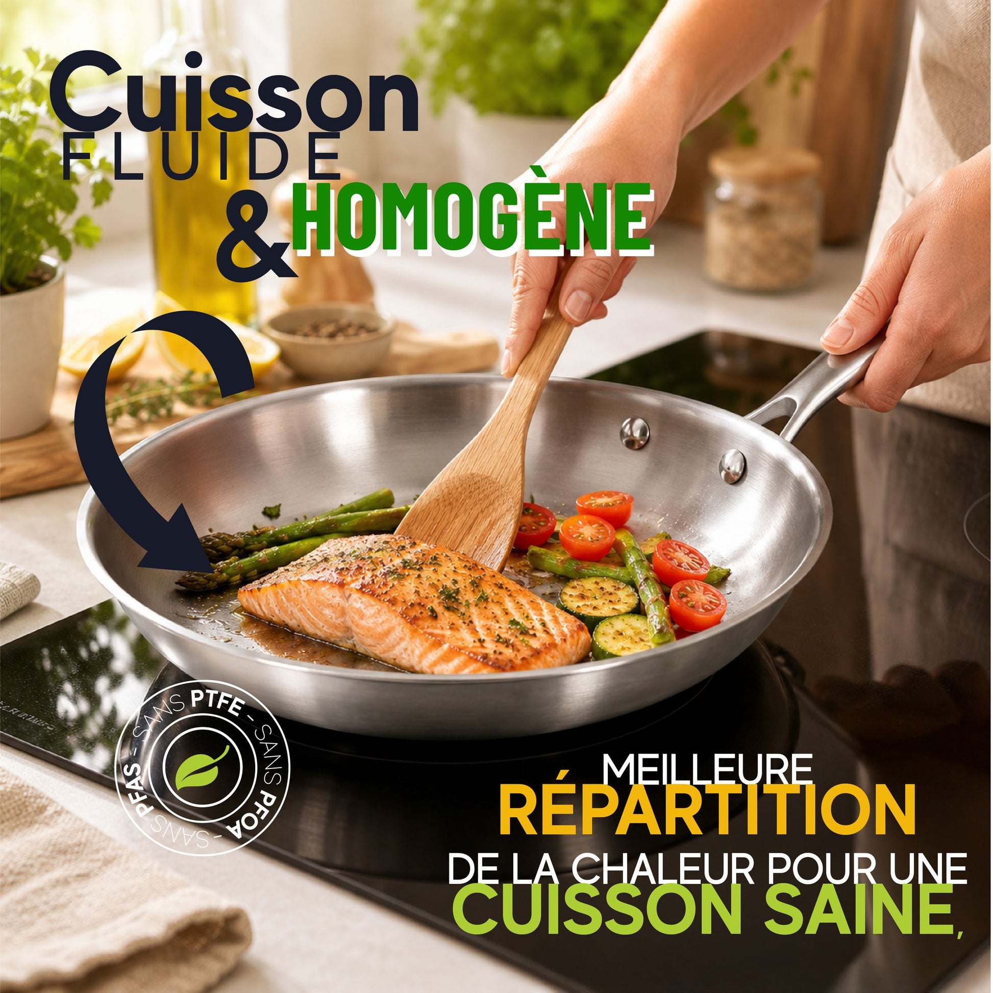 Poêle Trinox 30cm en inox cuisinant saumon et légumes, cuisson fluide et homogène sans PTFE