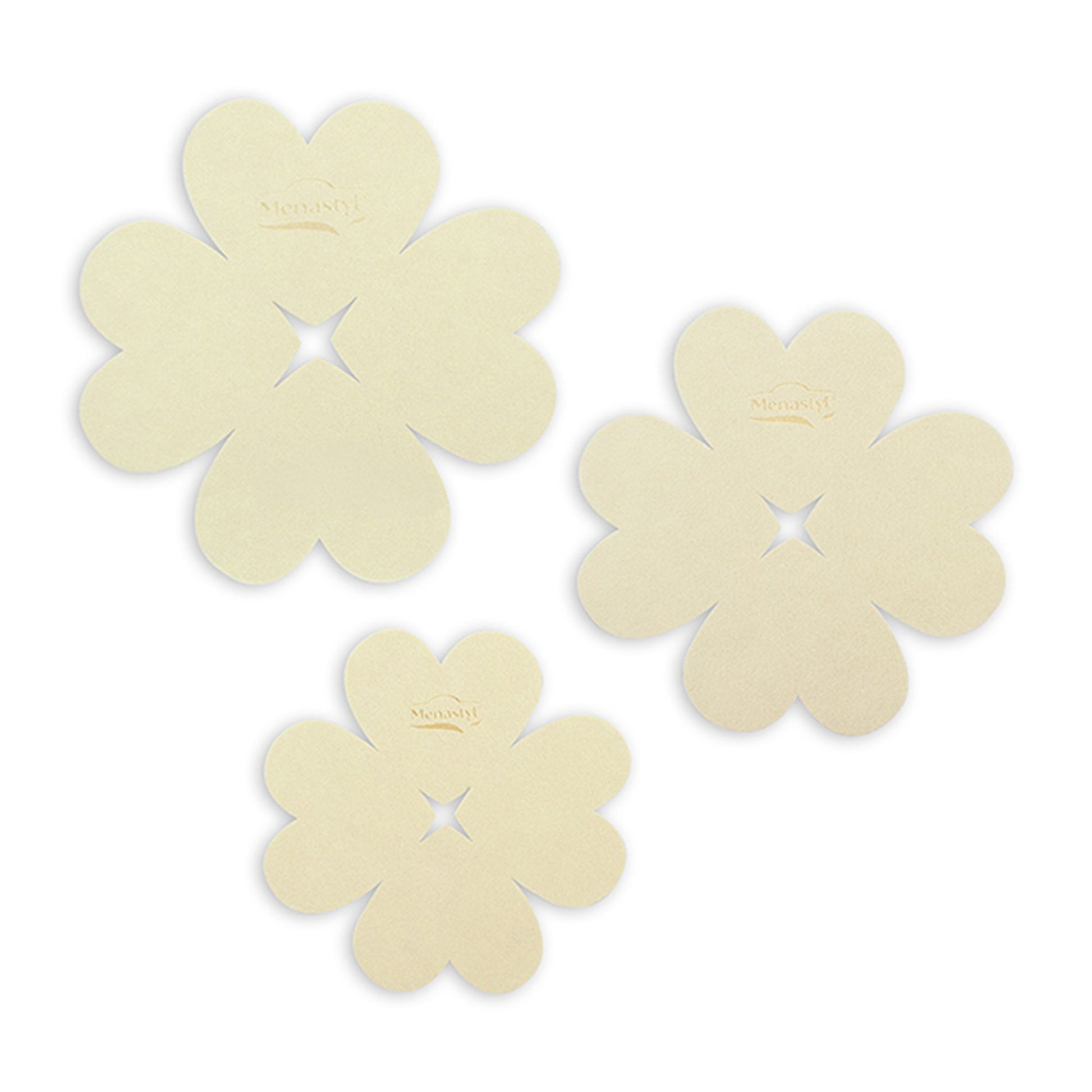 Trois intercalaires de cuisson en feutrine crème, format fleur à 5 pétales, tailles 24, 28 et 32 cm