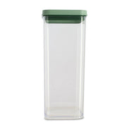 Boîte hermétique 1,5L transparente avec couvercle vert Menastyl, vue de face sur fond blanc