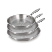 Set de 3 poêles Trinox en acier inoxydable empilées, vue d'ensemble, marque Menastyl
