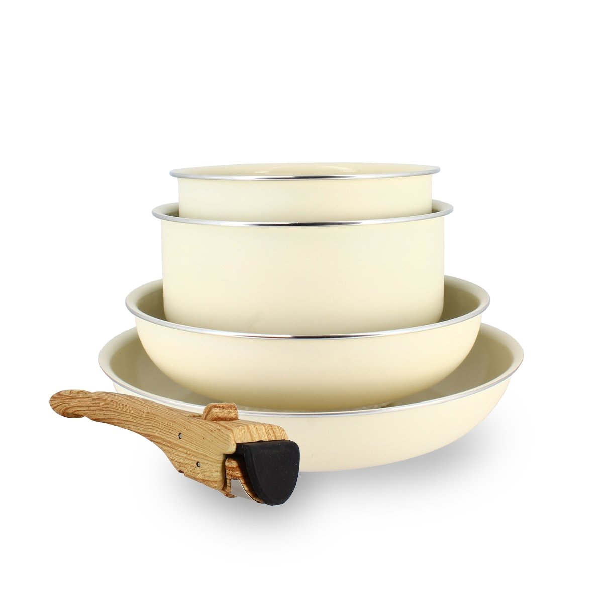 Set de 4 ustensiles en aluminium recyclé crème empilés avec poignée amovible en bois, vue d'ensemble sur fond blanc